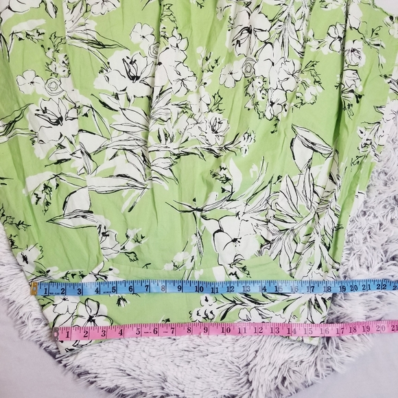 Jones Wear green/white skirt size 10 - Picture 5 of 8